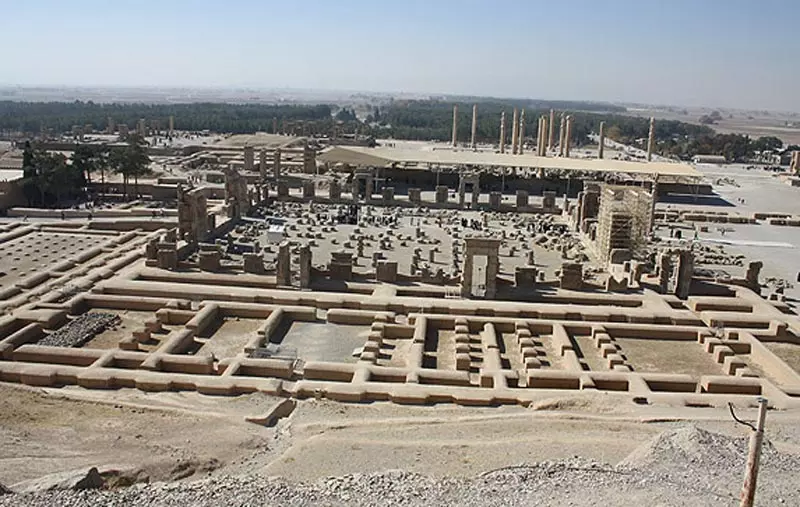 نمایی از تخت جمشید شیراز